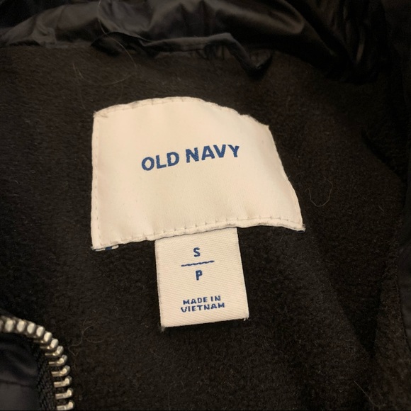 OLD NAVY PUFFER JACKET - Picture 3 of 3